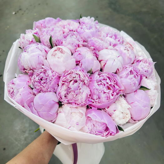Букет розовых пионов *27