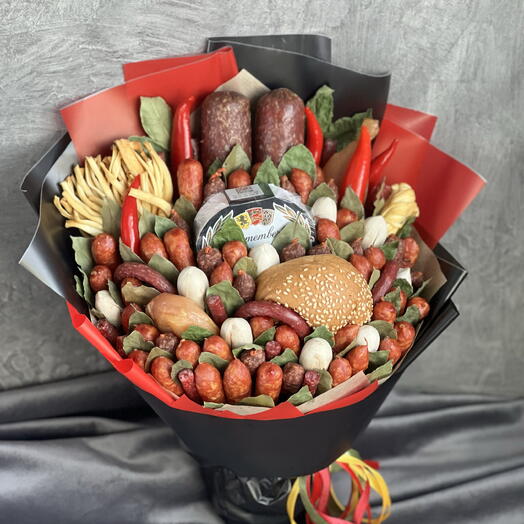 Большой мужской букет с колбасами и сырами