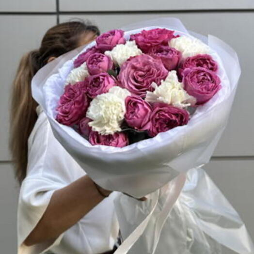 Нежный стойкий букет из пион роз Кантри Блю и Мисти Баблс с диантусами 💐🎀