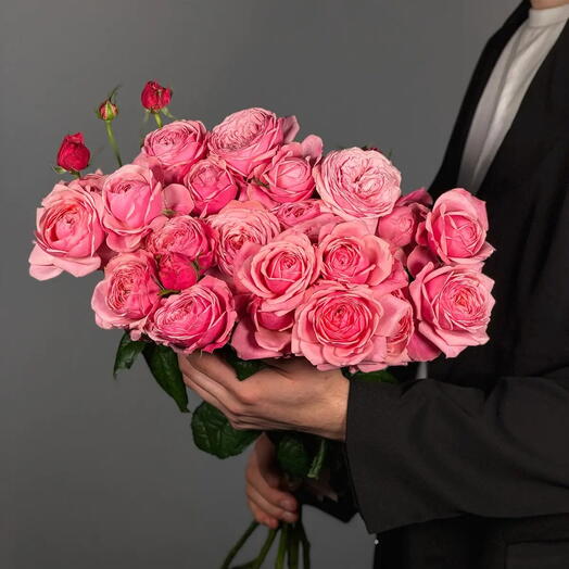 Букет из 7 роз Silva Pink