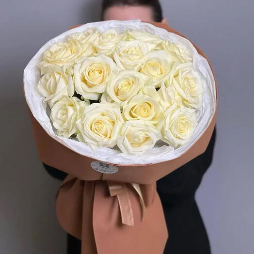 Букет белых роз «Семнадцать мгновений чистоты»😍