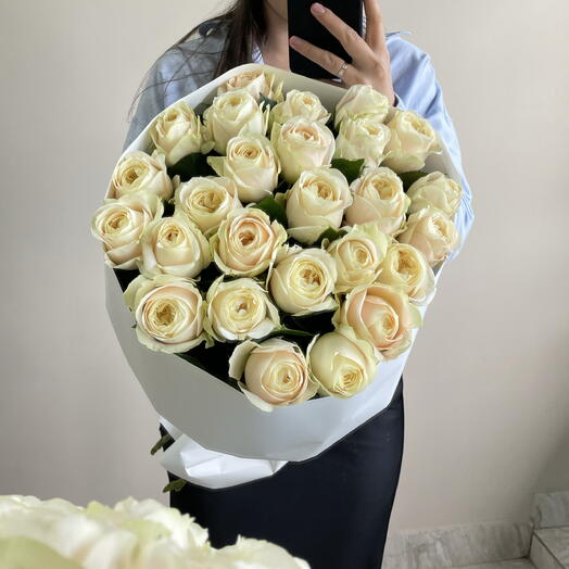 25 роз