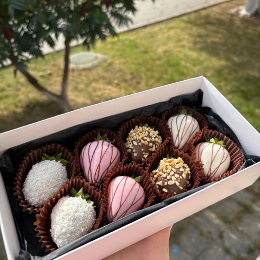 клубника в шоколаде 8 шт