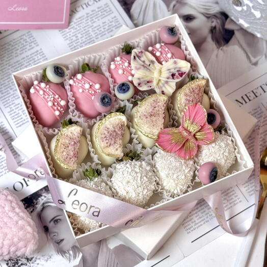 Клубника в Шоколаде 9-16 шт. Бельгийский шоколад Callebaut. Подарочный набор 5612.Leora chocolate