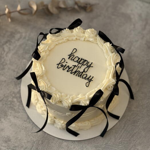Бенто торт M с черными бантиками happy birthday на день рождения