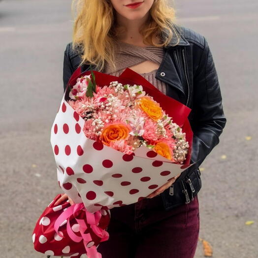 Букет из розы и альстромерии 🥰