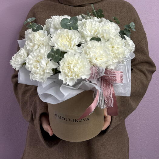Композиция с белоснежными диантусами☁️💞