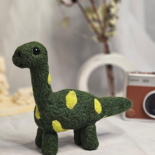 Сваляная игрушка  Динозавр