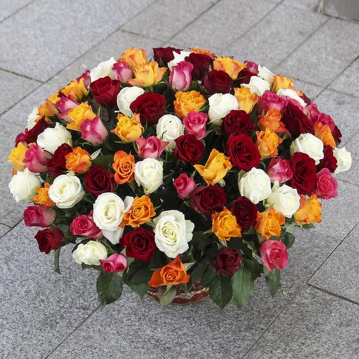 Bouquet of 101 mixed roses in a basket