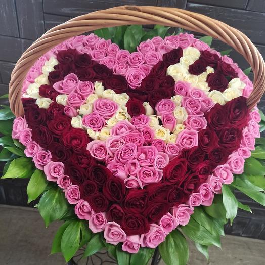 The basket "LOVE"