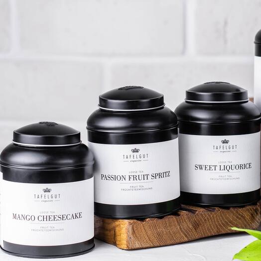 A set of Tafelgut fruit teas in a gift bag