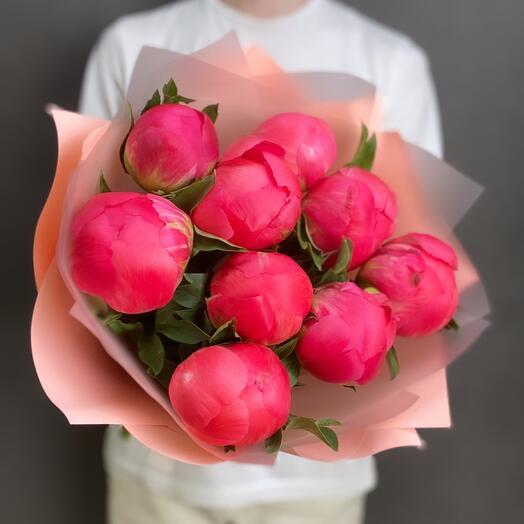 9 coral peonies