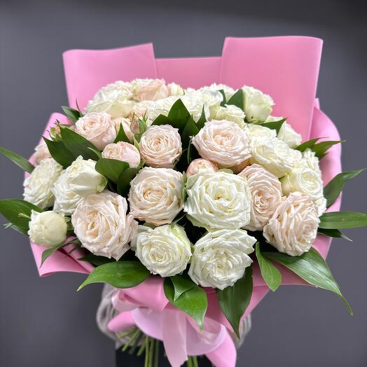 Bouquet of 21 peony-shaped bush roses