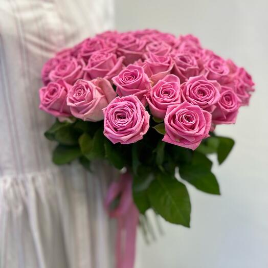 Bouquet of 35 Russian roses 40 cm