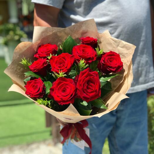 Ramo de 9 rosas rojas Favoritas