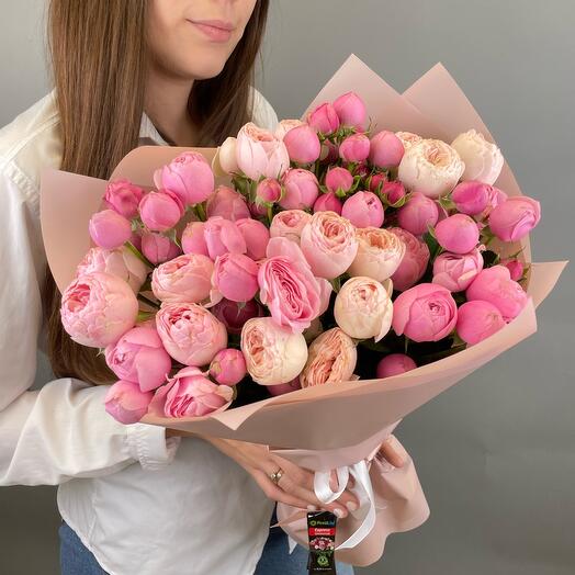 Пионовидные кустовые розы 🧚🏻‍♀️