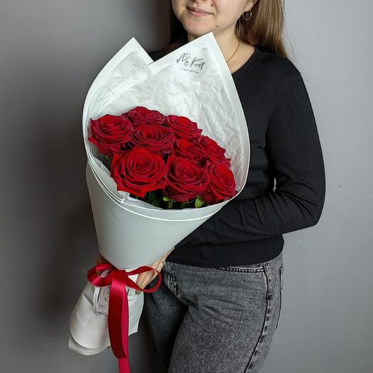 Букет бордовых роз