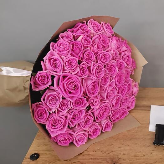Bouquet of 51 pink Aqua roses 40 cm