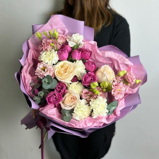 St bouquet 120 with fragrant peony-shaped roses