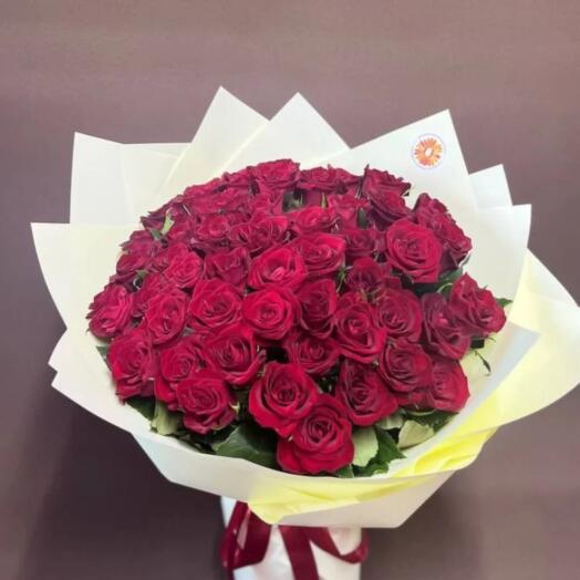 Букет из 51 красной розы от Оранж Алматы