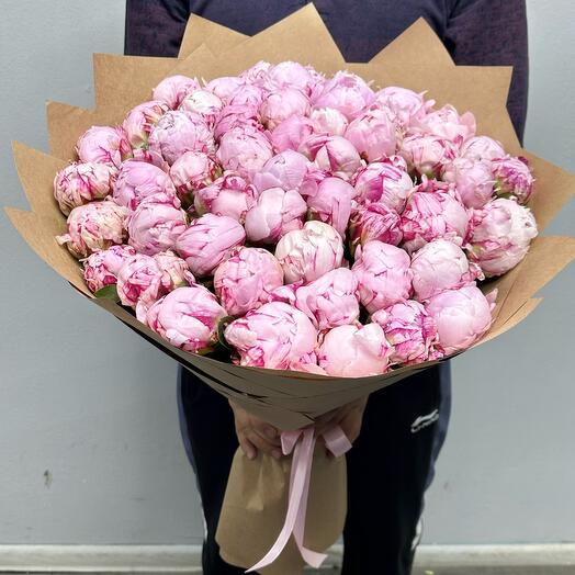 Bouquet of 51 peonies