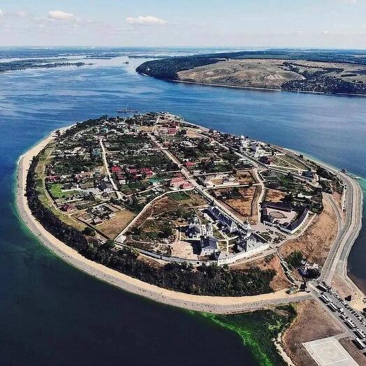 Подарочный сертификат «Экскурсия в Свияжск на скоростном катере без гида» (4 часа, От 1 до 5 чел.)