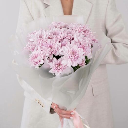 Bouquet of bush chrysanthemums