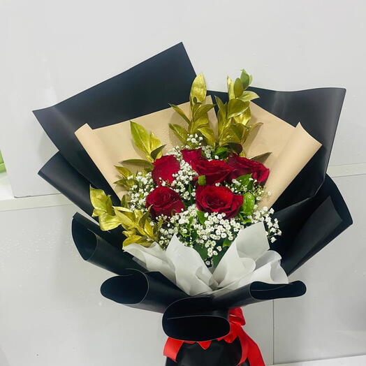 6 Red Roses Bouquet with Black wrapping