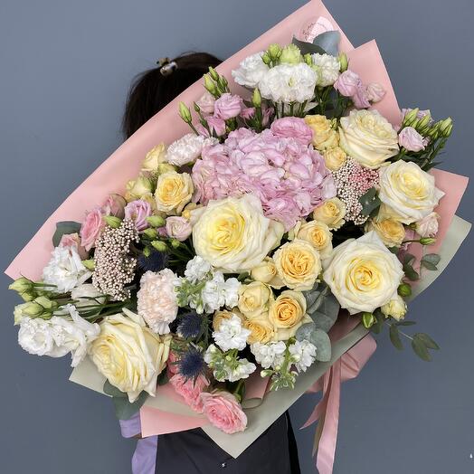 Букет из ароматной розы и Гортензия , сад души ️🌸