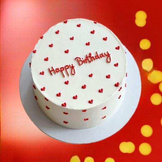 Торт 1,5 кг на день рождения с надписью «happy birthday» и сердечками
