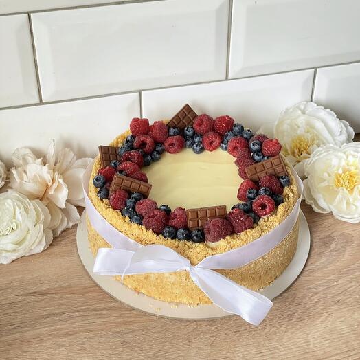 Cheesecake with berries 2.5 kg