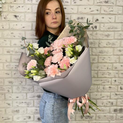 Букет «LOVELY» эустома | хризантема | диантус | эвкалипт