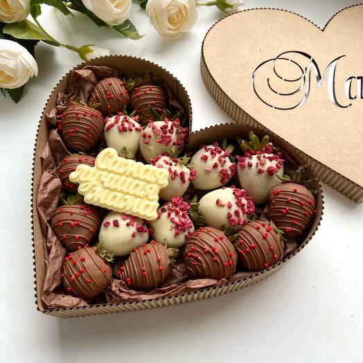 Клубника в шоколаде для мамы ♥️