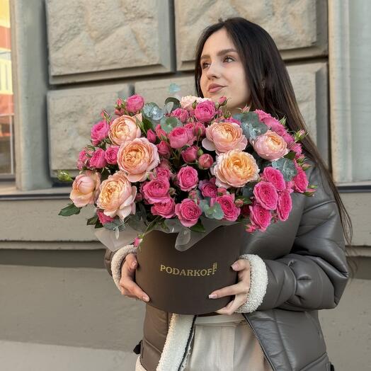 Кустовая Роза в шляпной коробке