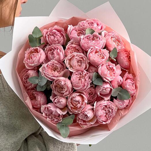 Пионовидные розы Джульетта