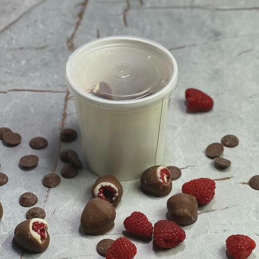 Frambuesas en chocolate doble