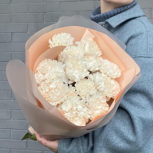 Букет из 15 ажурных диантусов персиковых или белых (гвоздик)