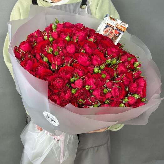 Букет из кустовых роз 25шт
