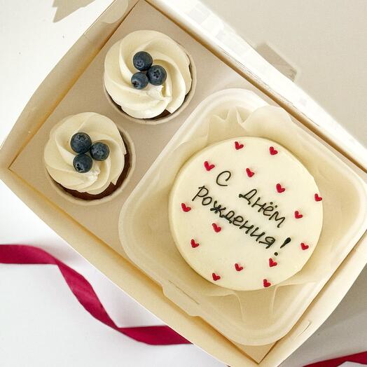 Conjunto de pastel de Bento y cupcakes