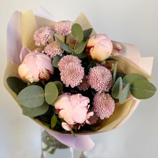 Ароматный букет с пионами и эвкалиптом 💕