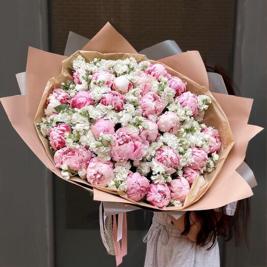 Fragrant peonies