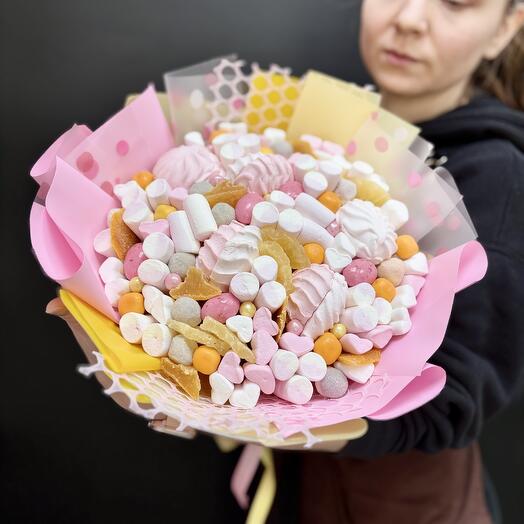 Съедобный букет с зефиром и маршмеллоу