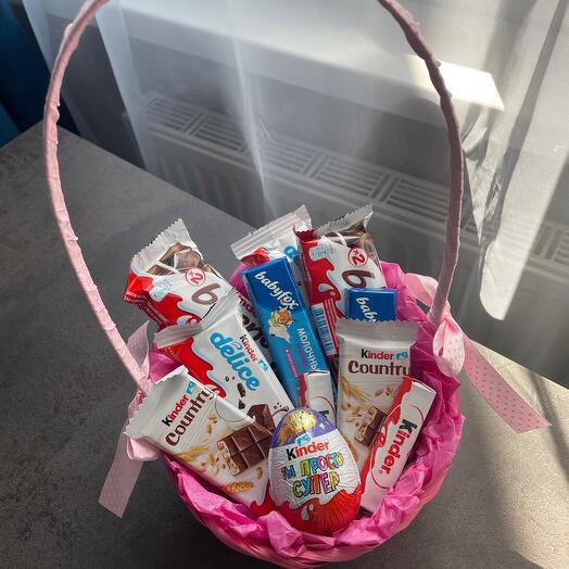 Kinder корзина/ сладкая корзина
