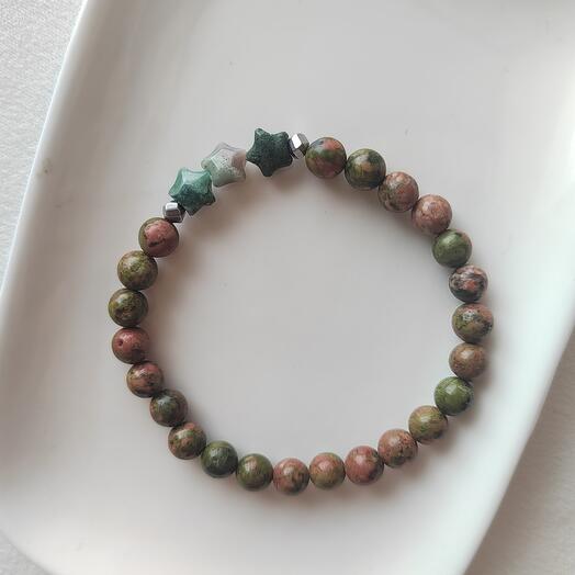 Браслет из унакаита