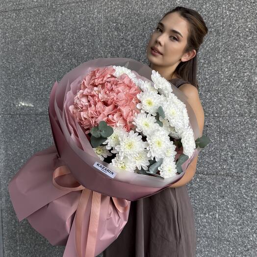 Гортезия с хризантемой