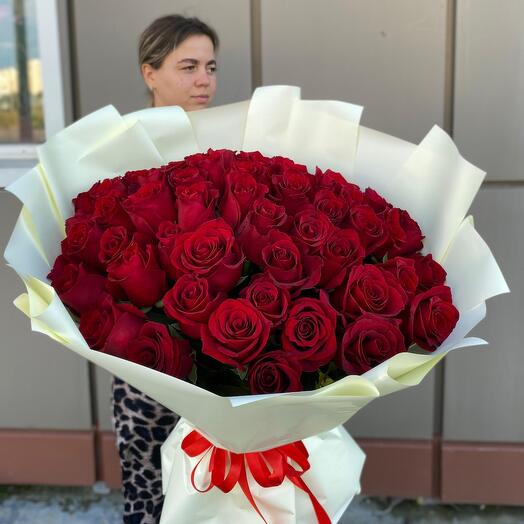 51 роза 60см сорта Эксплорер в упаковке