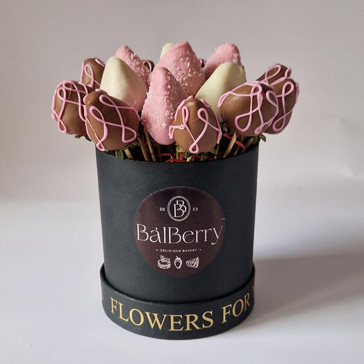 Клубника в шоколаде в виде букета