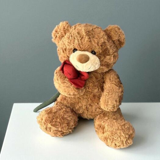 Мишка с розой