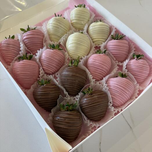 Клубника в шоколаде  16 шт