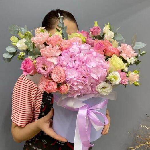 Цветы в коробке🌸🌸🌸🌸
